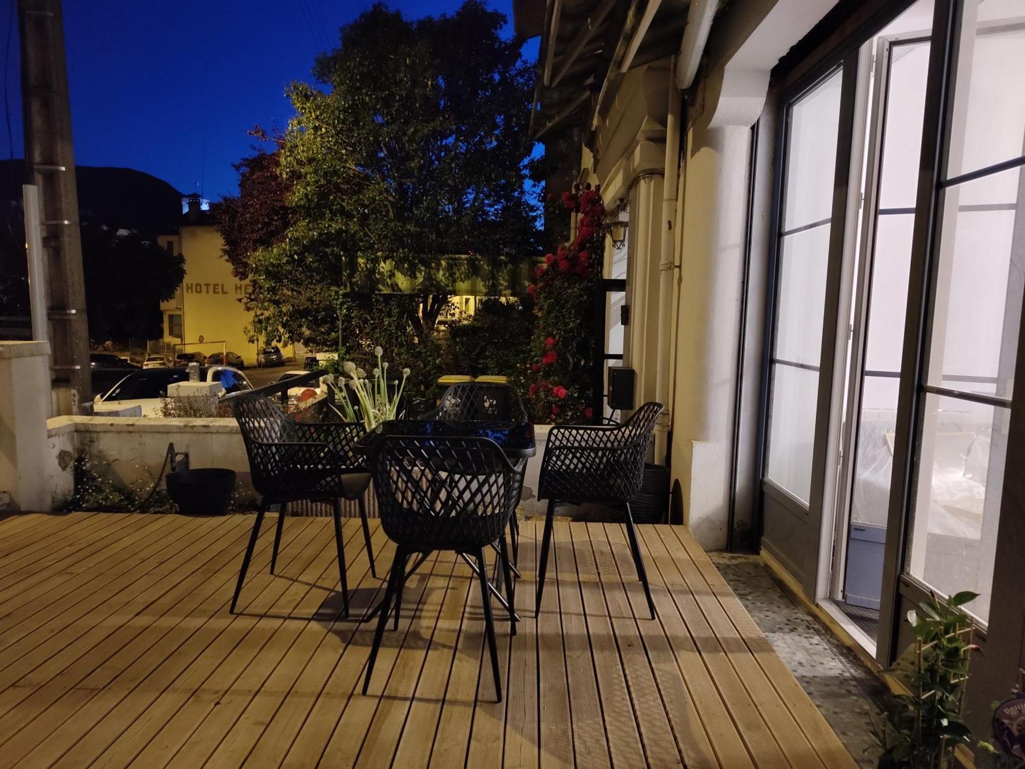Avec 2 Jusqu'a 6 Voyageurs Proche Centre Appartement